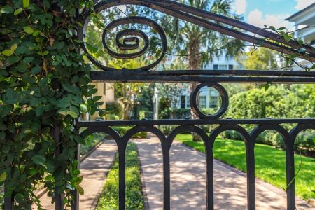 Ternesk Iron gates